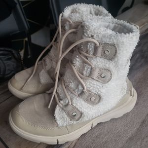 Sorel shoe size 38
